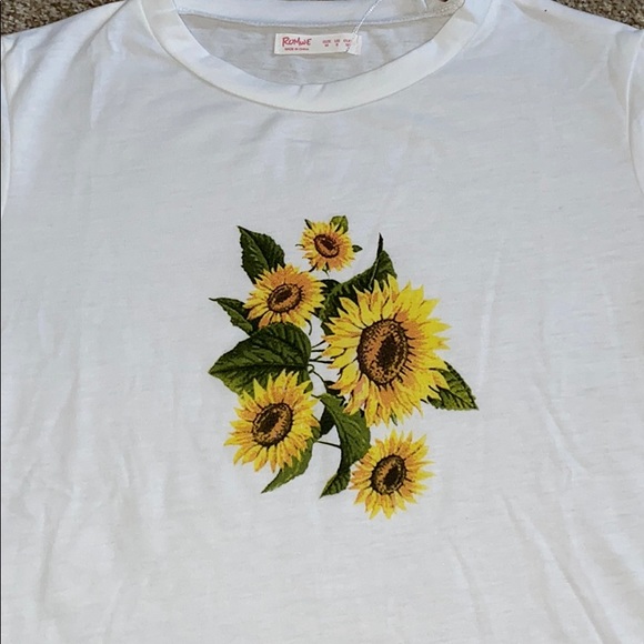 Sunflower Tee - Picture 5 of 6